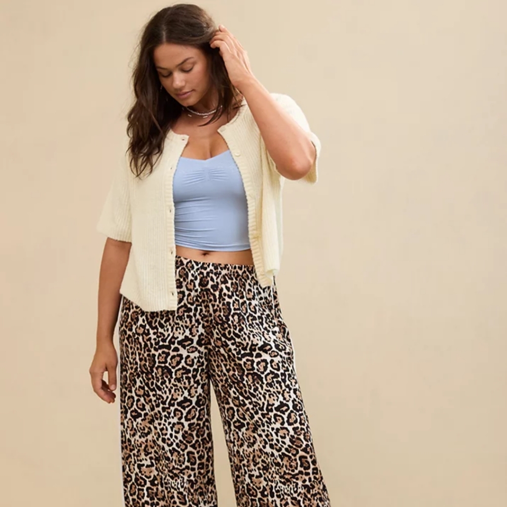 NWT Aerie UNREAL Short Sleeve Cardigan